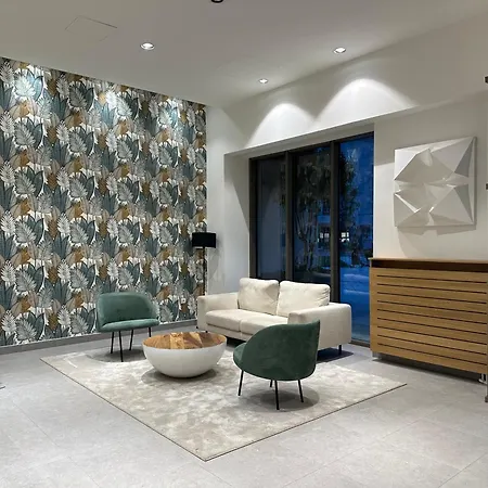 The Gates Hotel 4*